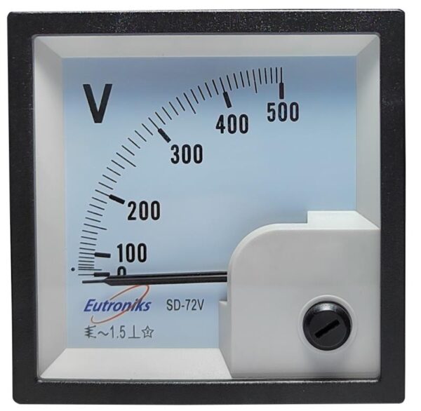 Dubai, UAE, Analog Voltmeter AC 600V IP40 | Eutroniks