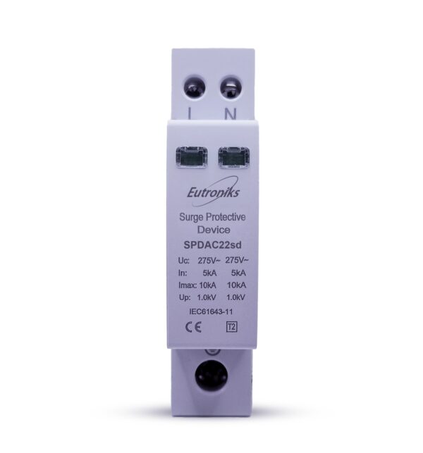 Single module 2 pole SPD used in street lighting applications